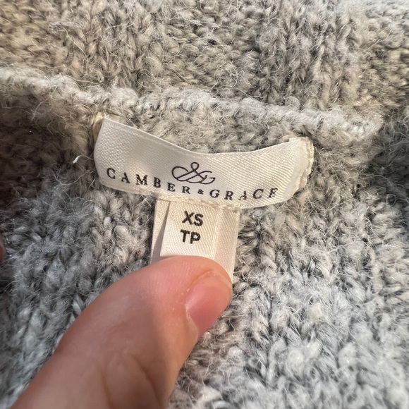 Soft gray women’s sweater dress. Great condition. - Picture 3 of 6